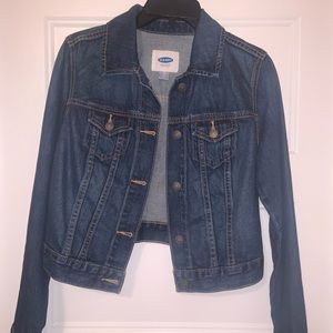 Cropped dark wash jean jacket